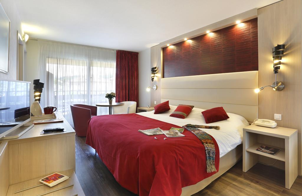 Logis Hotel Arc En Ciel Thonon-les-Bains Rum bild