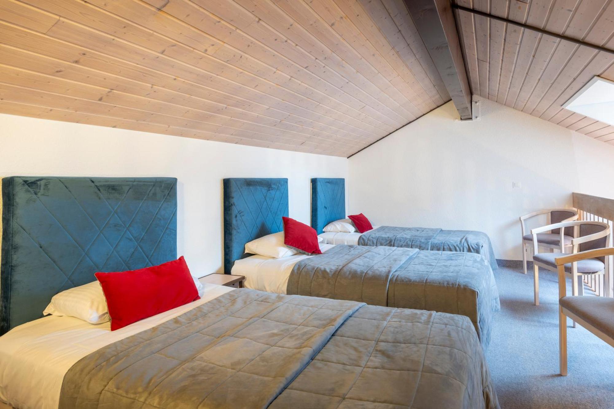 Logis Hotel Arc En Ciel Thonon-les-Bains Rum bild